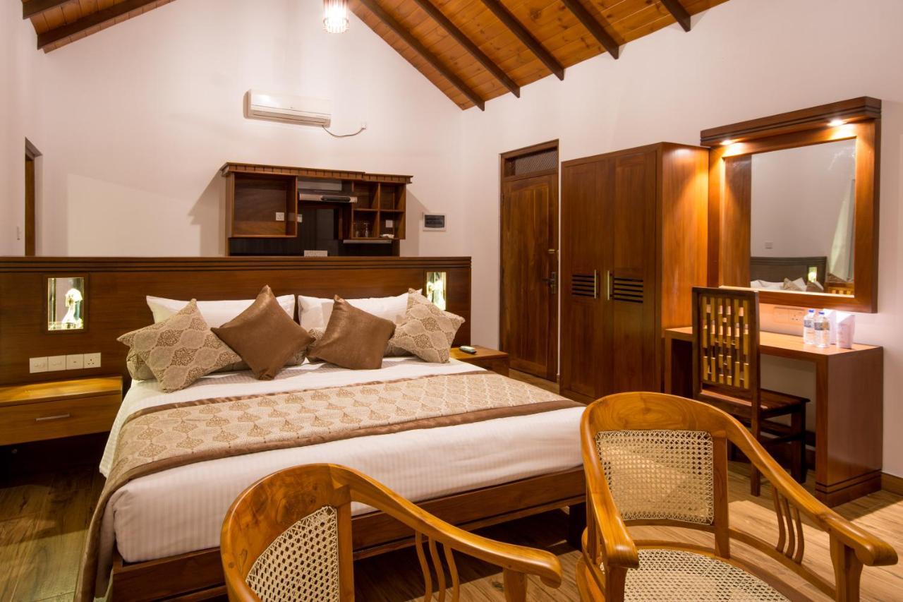 Okwin Resort Канди Экстерьер фото