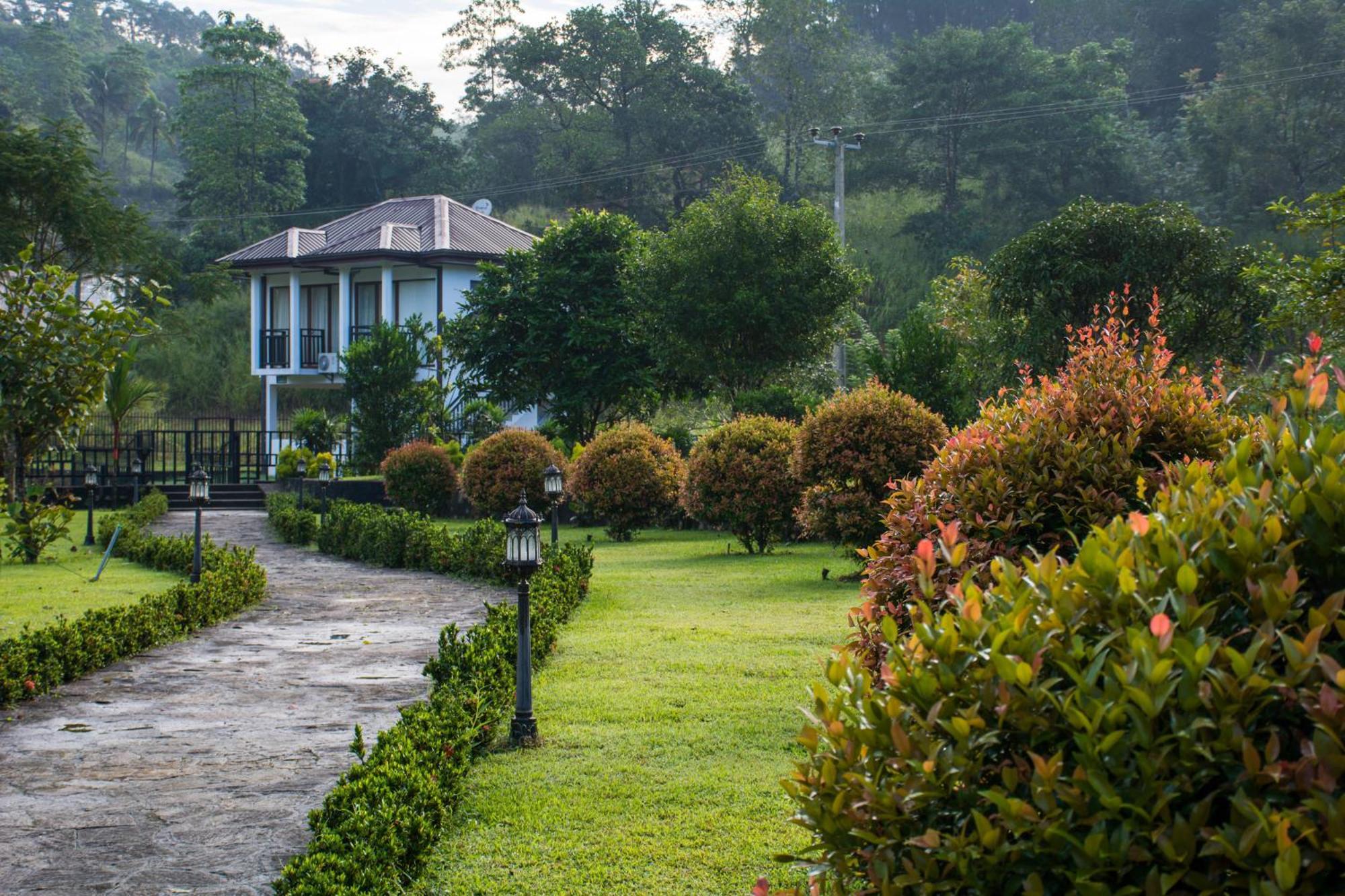 Okwin Resort Канди Экстерьер фото