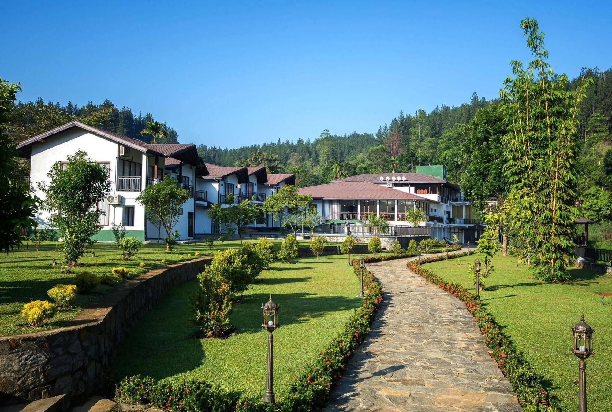 Okwin Resort Канди Экстерьер фото